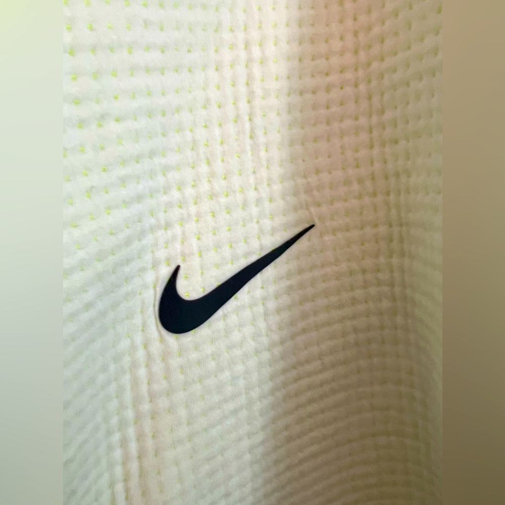 Nike size M women’s tech fleece matching set - Picture 9 of 14